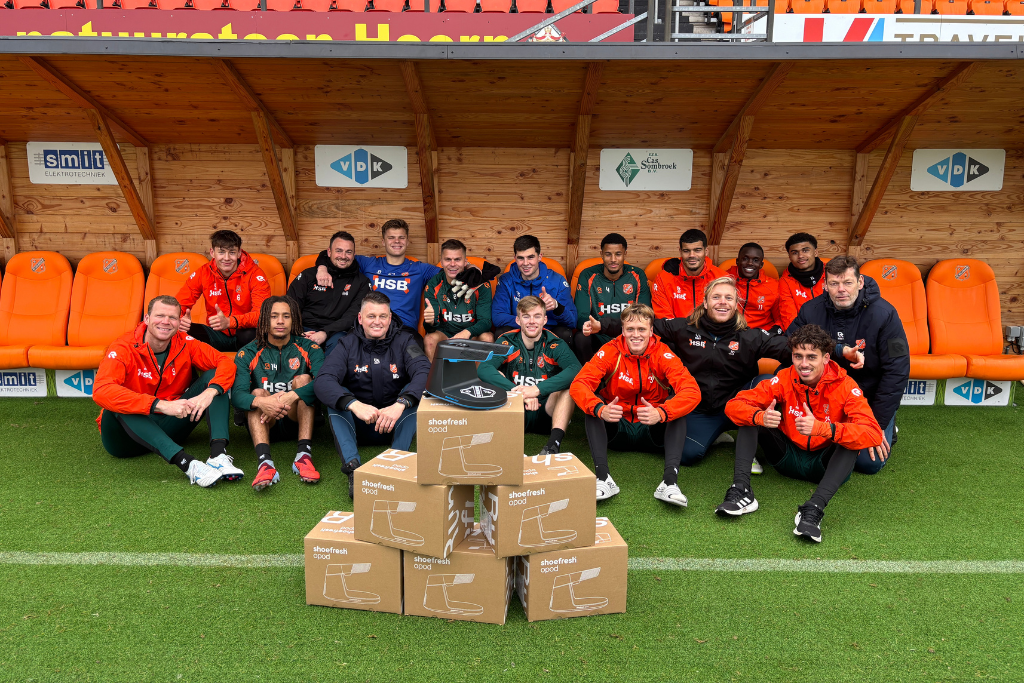 FC volendam ontvangt gepersonaliseerde Shoefresh Opods.